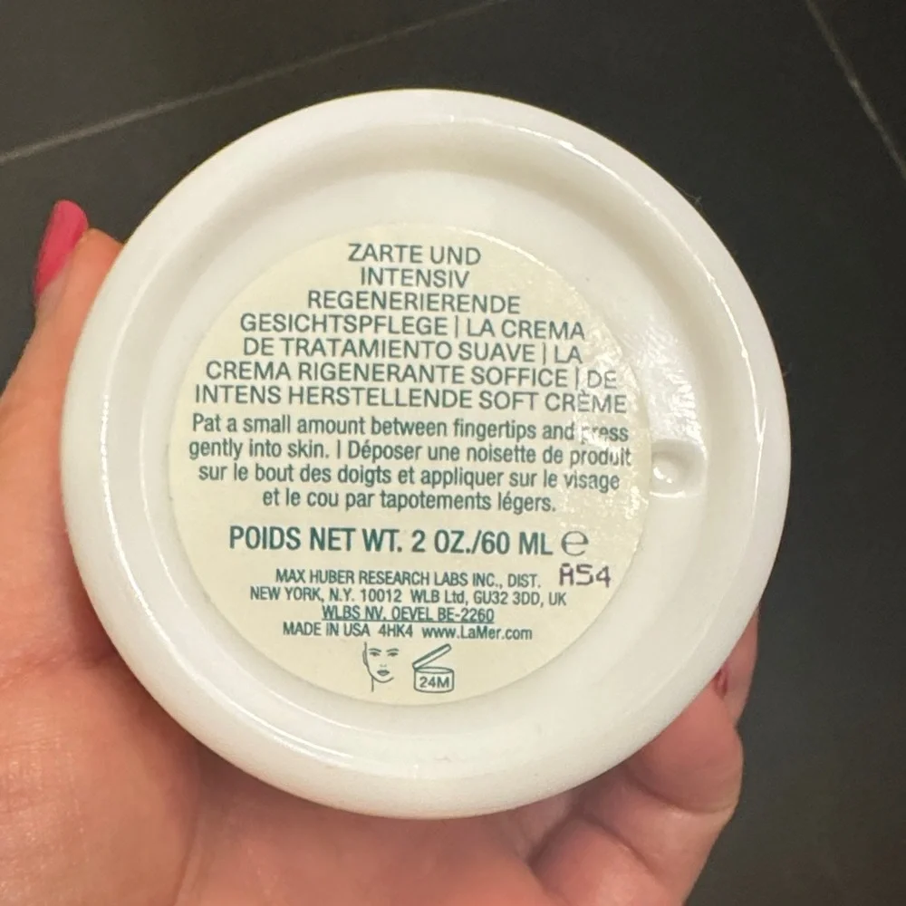 La Mer Jars in White and